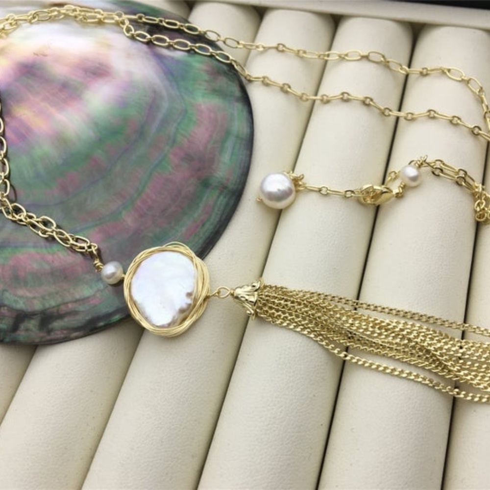White Coin Pearl Tassels Gold Chain Necklace - Adjustable Length - Picture 3 of 4